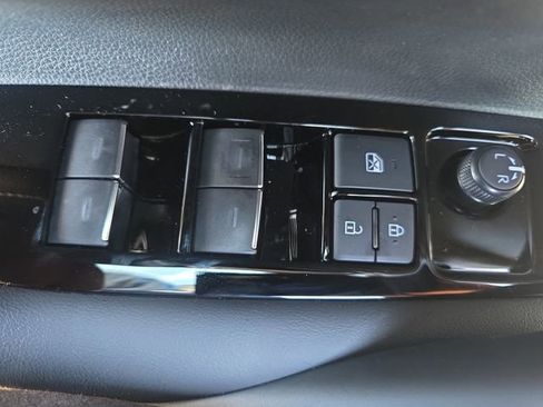 New 2026 Toyota Corolla SE image 26