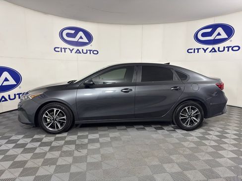 Used 2023 Kia Forte LXS image 6