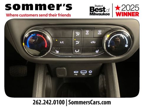 Used 2023 Chevrolet TrailBlazer RS FWD image 16