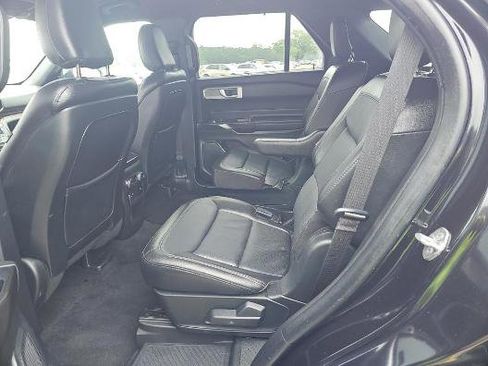 Used 2020 Ford Explorer Limited AWD/4WD image 6