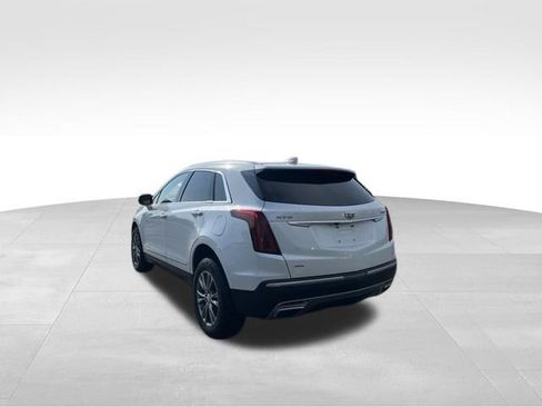 Used 2021 Cadillac XT5 Premium Luxury AWD/4WD image 3