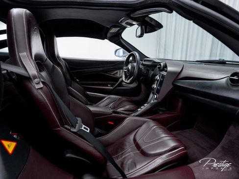 Used 2018 McLaren 720S Luxury image 42