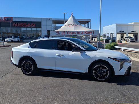 Used 2025 Kia K4 GT-Line w/ GT-Line Sunroof Package image 7