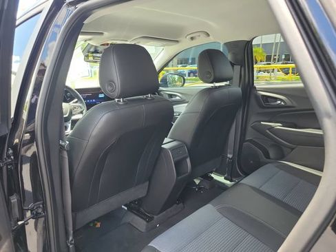 Used 2025 Chevrolet Trax LT w/ Driver Confidence Package FWD image 9