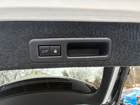 Used 2021 Lexus RX 450h 450H w/ Premium Package image 17