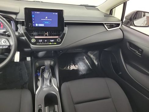 Used 2026 Toyota Corolla LE FWD image 17