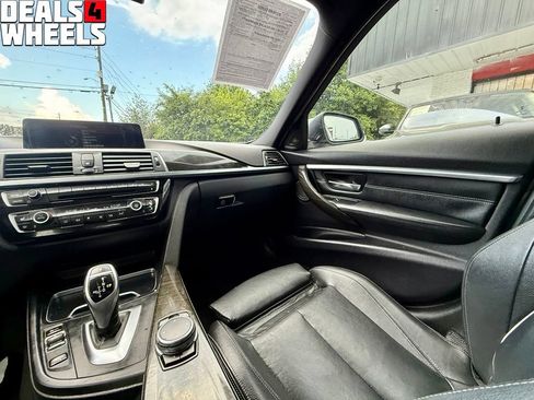 Used 2016 BMW 328i xDrive Sedan AWD/4WD image 18