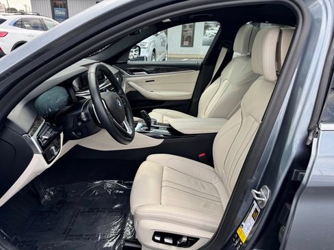 Used 2019 BMW 530i xDrive w/ Executive Package AWD/4WD image 13