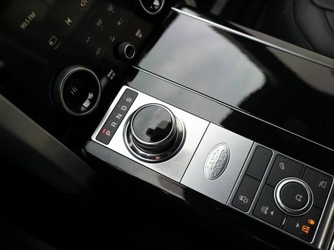 Used 2021 Land Rover Range Rover P525 Westminster Edition image 34