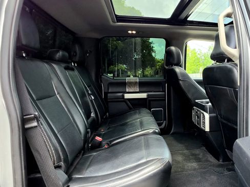 Used 2017 Ford F250 Lariat w/ Lariat Value Package AWD/4WD image 7