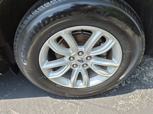 Used 2021 Ford Explorer 4WD image 32