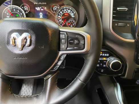 Used 2025 RAM 1500 Big Horn AWD/4WD image 32