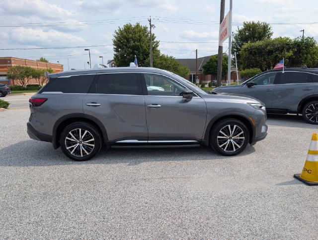 Used 2025 INFINITI QX60 Sensory AWD/4WD image 6