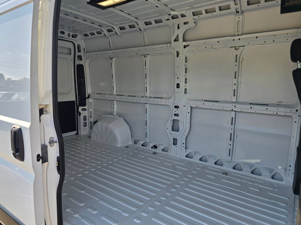 New 2026 RAM ProMaster 2500 w/ Convenience Group FWD image 12