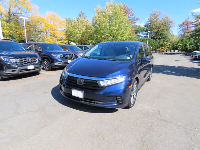 Used 2024 Honda Odyssey Touring image 1