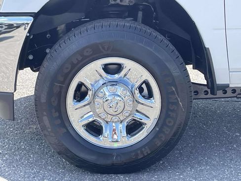 New 2026 RAM 2500 Tradesman w/ Chrome Appearance Group AWD/4WD image 10