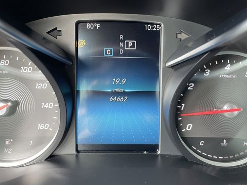 Used 2020 Mercedes-Benz C 300 Sedan w/ Premium Package image 17