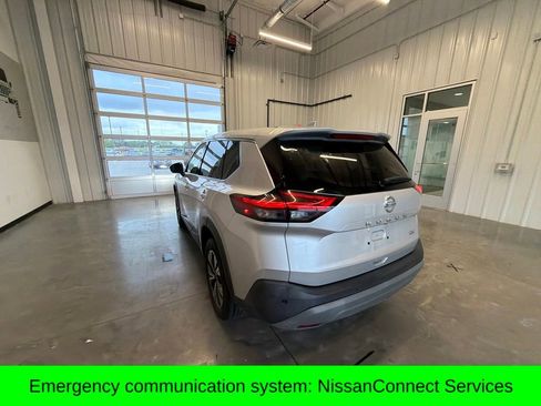 Used 2021 Nissan Rogue SV FWD image 5