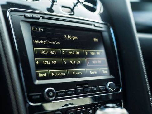 Used 2017 Bentley Flying Spur S V8 AWD/4WD image 53
