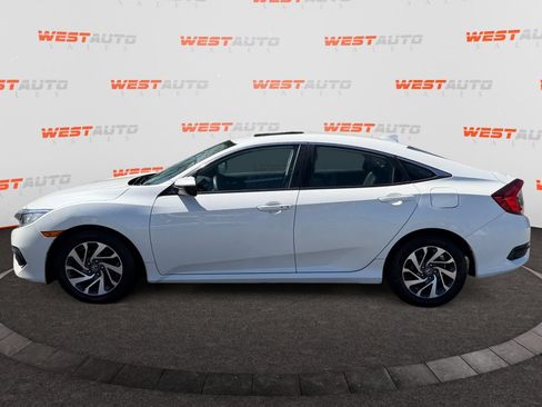 Used 2017 Honda Civic EX image 2