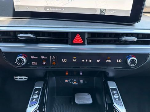 New 2026 Kia Sorento SX Prestige AWD/4WD image 14