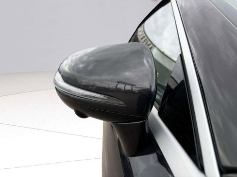 Used 2023 Mercedes-Benz E 450 4MATIC Cabriolet image 9