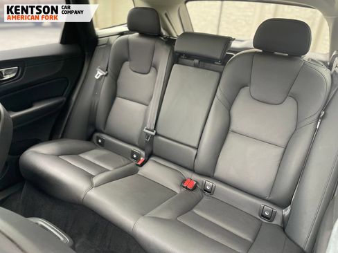 Used 2025 Volvo XC60 B5 Plus AWD/4WD image 35