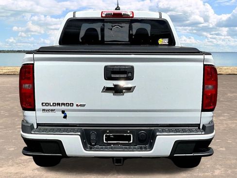 Used 2018 Chevrolet Colorado LT w/ Redline Special Edition AWD/4WD image 8