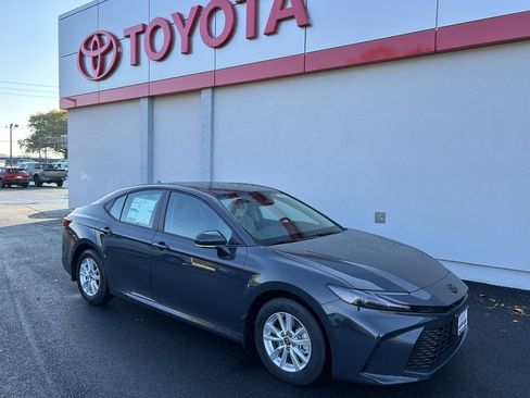 New 2026 Toyota Camry LE image 1