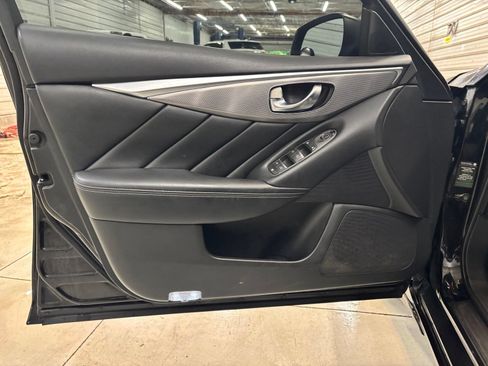 Used 2015 INFINITI Q50 Premium AWD/4WD image 11