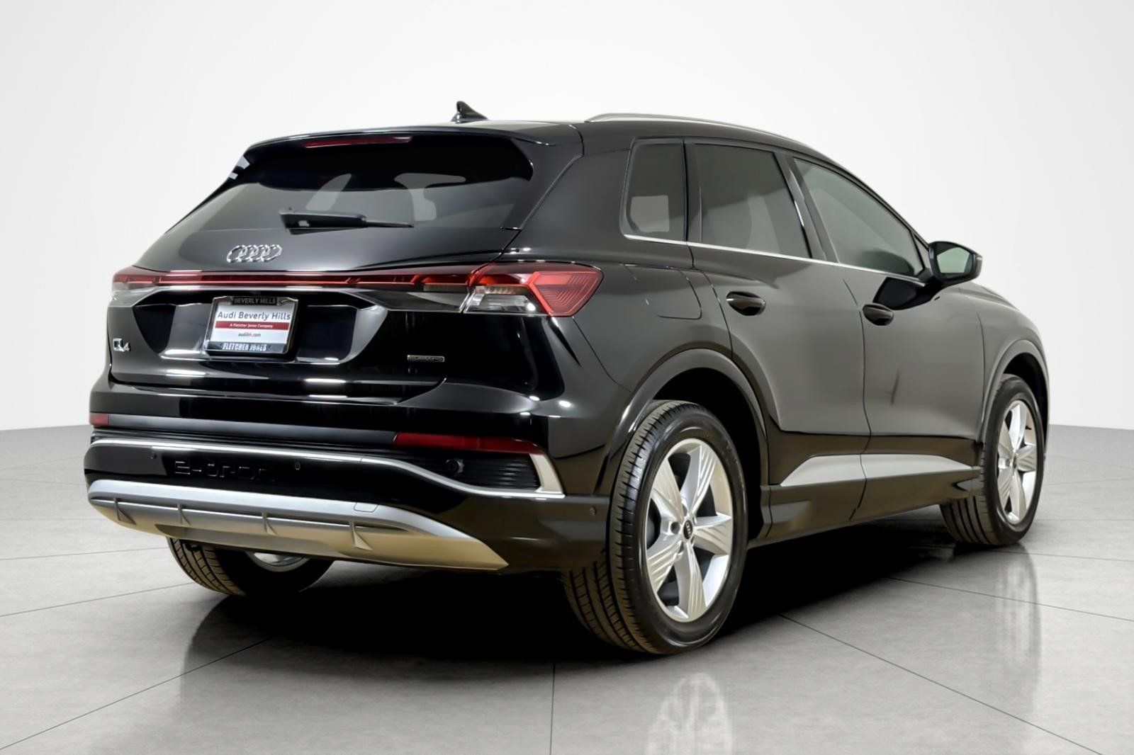 Certified 2023 Audi Q4 e-tron Premium Plus w/ Premium Plus AWD/4WD image 5