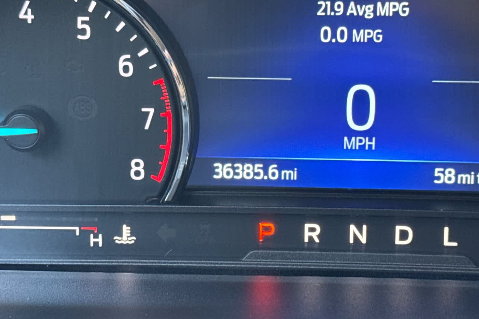 Used 2023 Ford Explorer XLT w/ Equipment Group 202A AWD/4WD image 26