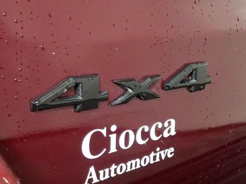 Used 2018 Jeep Grand Cherokee Altitude AWD/4WD image 31