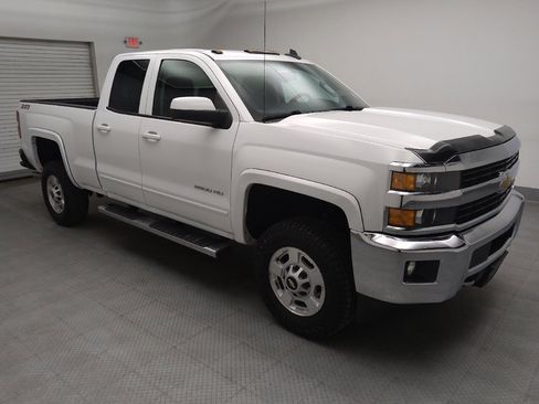 Used 2015 Chevrolet Silverado 2500 LT w/ LT Convenience Package image 11