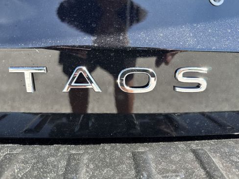 Used 2026 Volkswagen Taos S FWD image 11