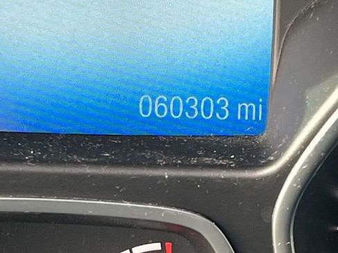 Used 2016 Ford Escape Titanium image 9