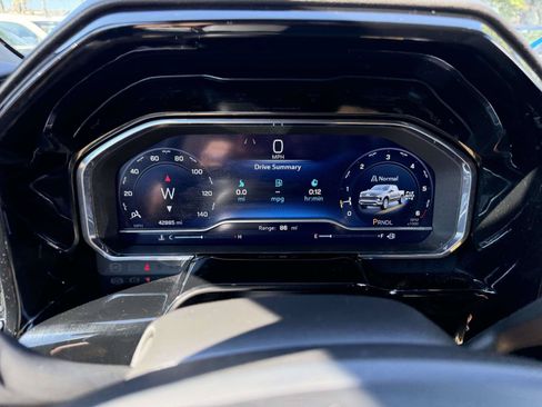 Certified 2023 Chevrolet Silverado 1500 RST AWD/4WD image 28