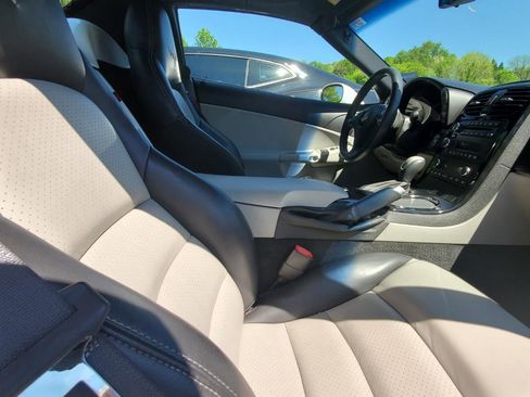 Used 2009 Chevrolet Corvette Convertible w/ Preferred Equipment Group image 5