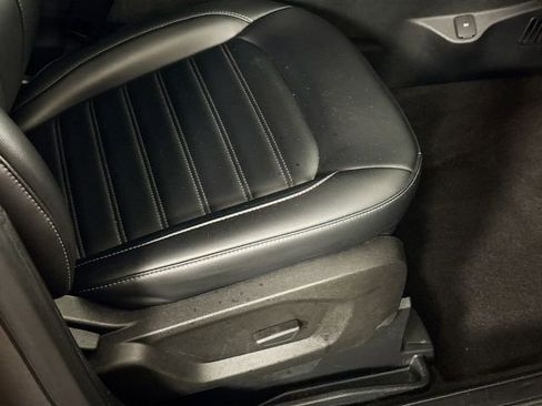 Used 2024 Ford Edge SEL image 44