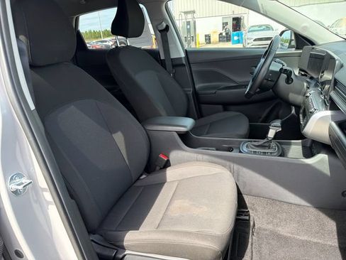 Used 2025 Hyundai Kona SEL AWD/4WD image 27