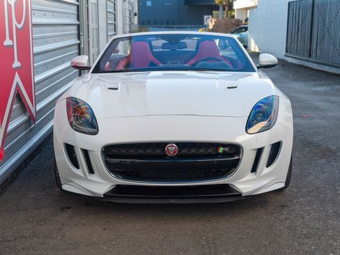 Used 2017 Jaguar F-TYPE R AWD/4WD image 46