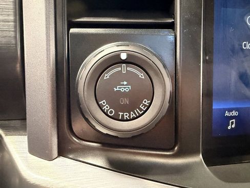 Used 2023 Ford F150 Lariat w/ Equipment Group 502A High image 38