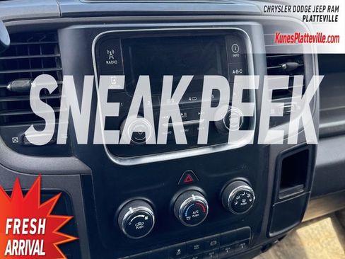 Used 2015 RAM 3500 Tradesman w/ Chrome Appearance Group image 15