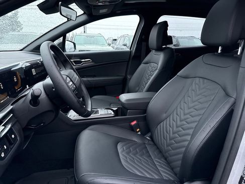 New 2026 Kia Sportage X-Line w/ X-Line Premium Package image 18