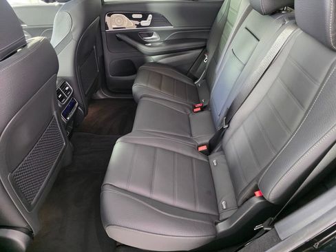 Certified 2025 Mercedes-Benz GLS 580 4MATIC image 14