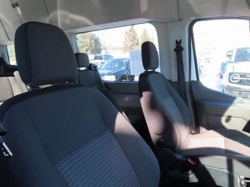 Used 2023 Ford Transit 350 XLT image 22