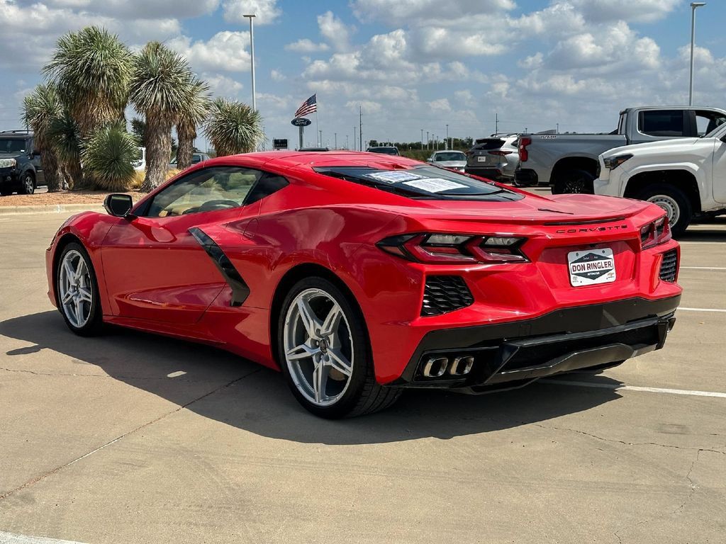 Used 2024 Chevrolet Corvette Stingray Premium Cpe w/ 3LT RWD image 5