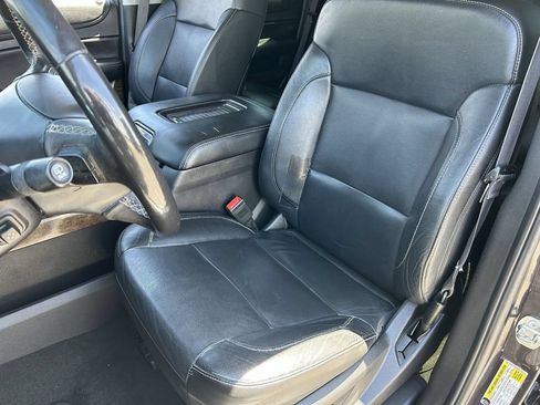Used 2015 Chevrolet Tahoe LT w/ Luxury Package RWD image 21