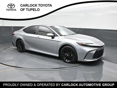 Used 2026 Toyota Camry LE w/ Convenience Package FWD image 6
