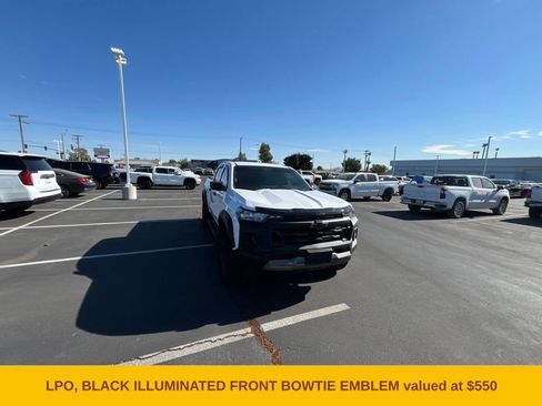 Used 2026 Chevrolet Colorado Trail Boss AWD/4WD image 3